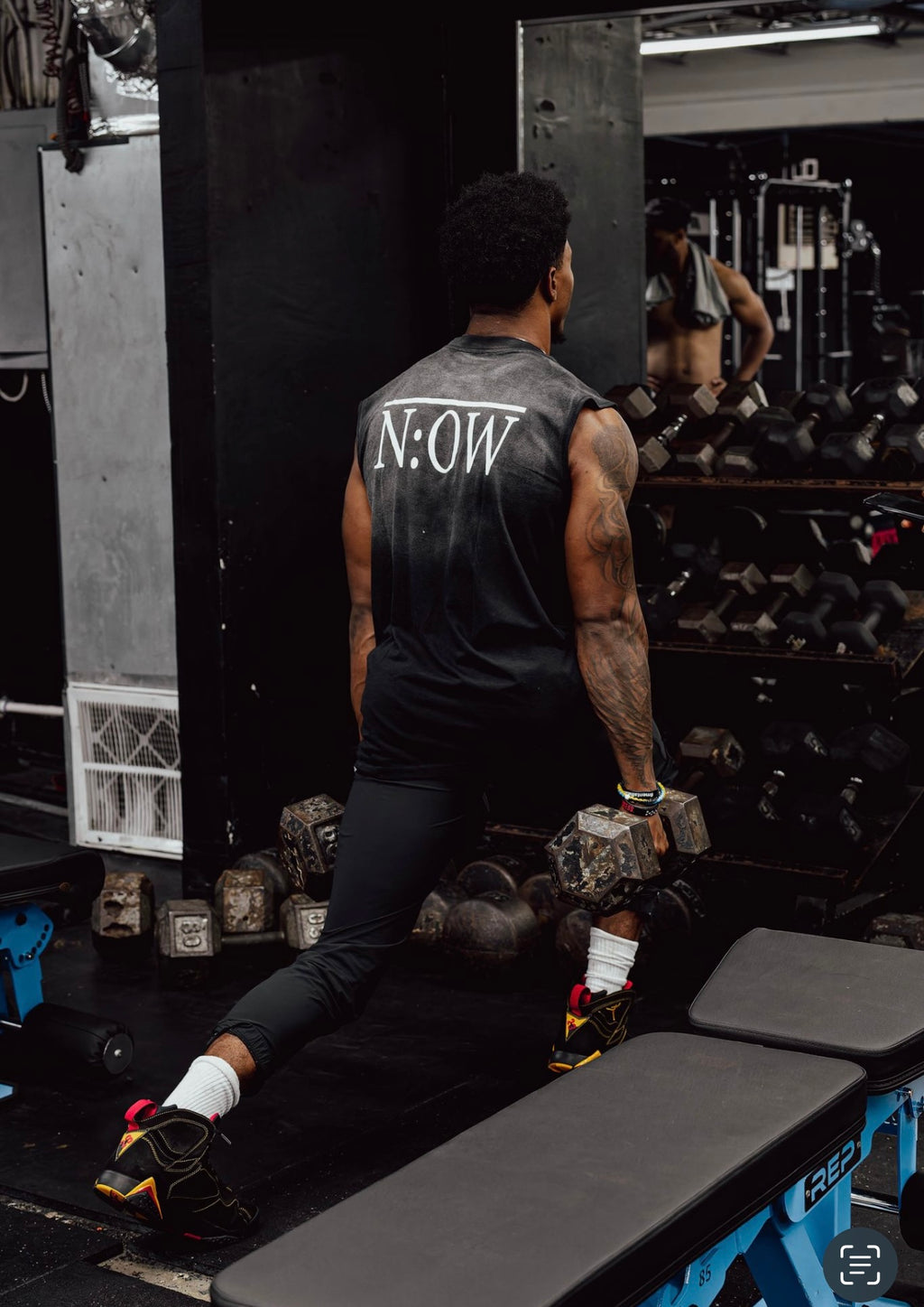 I AM ELITE SLEEVELESS